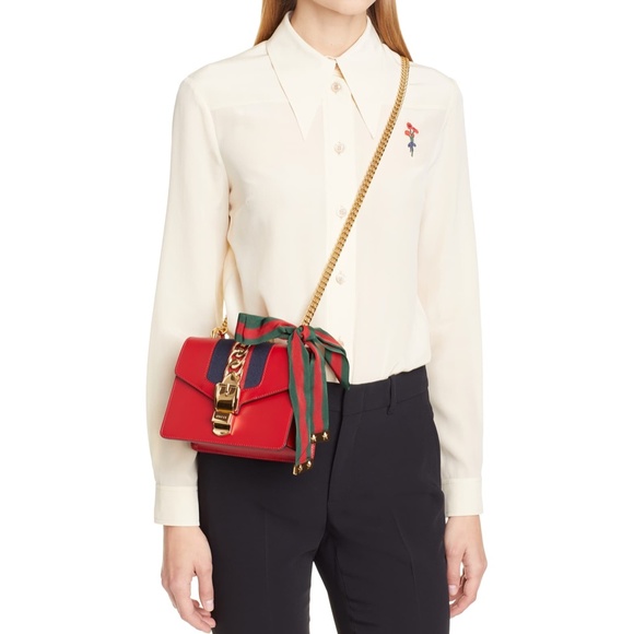 New Authentic Gucci Leather Shoulder bag Mini Red - Picture 1 of 12